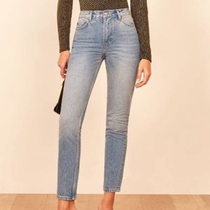 Reformation Julia Cigarette Jeans in wash Augusta